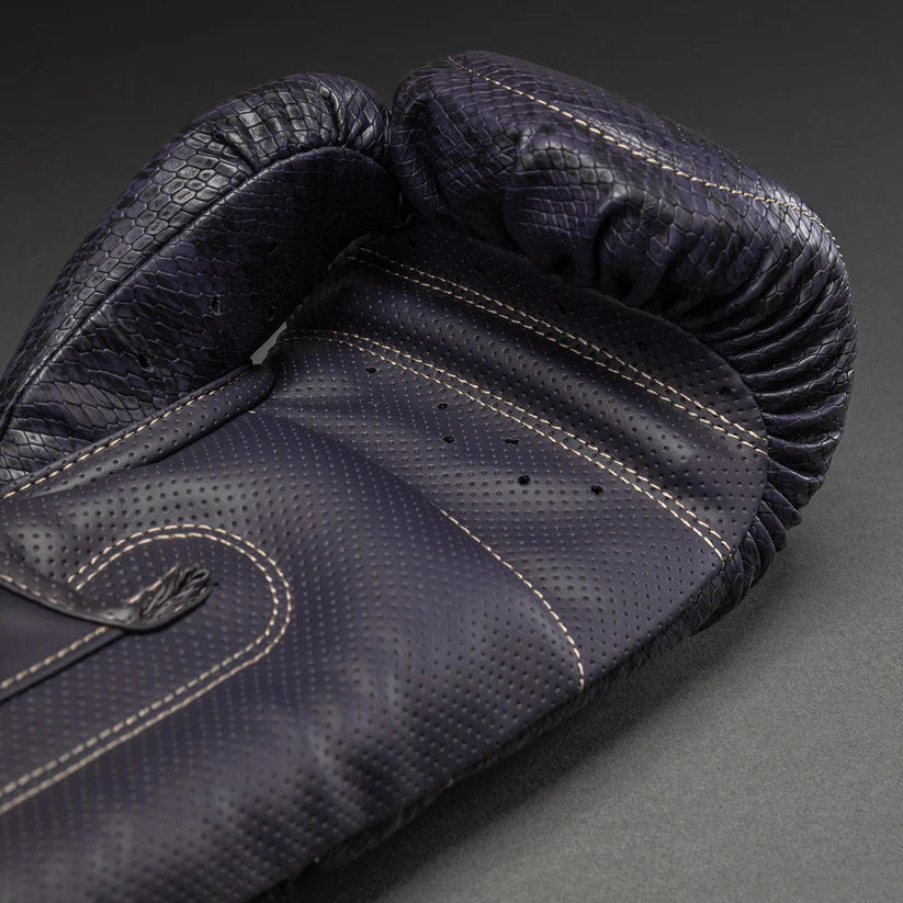 VENUM GLOVES IMPACT EVO SCALES BOXING DARK PURPLE