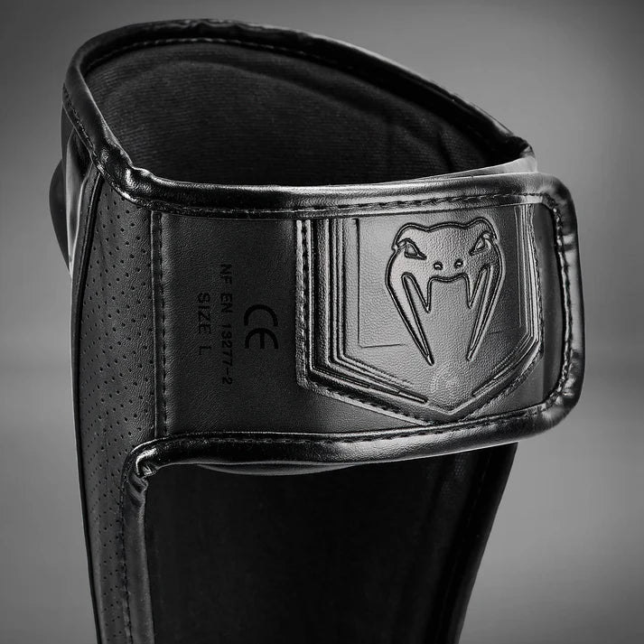 VENUM SHINGUARDS ELITE EVO BLACK