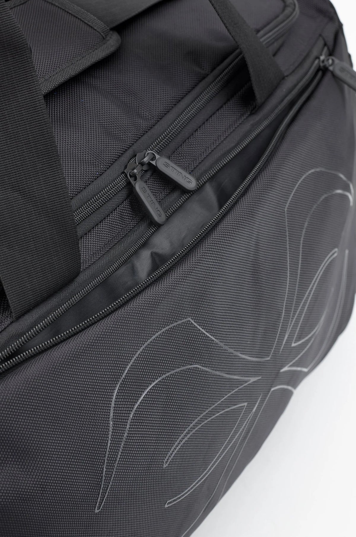 STING GYM BAG CRUISER HOLDALL BLACK