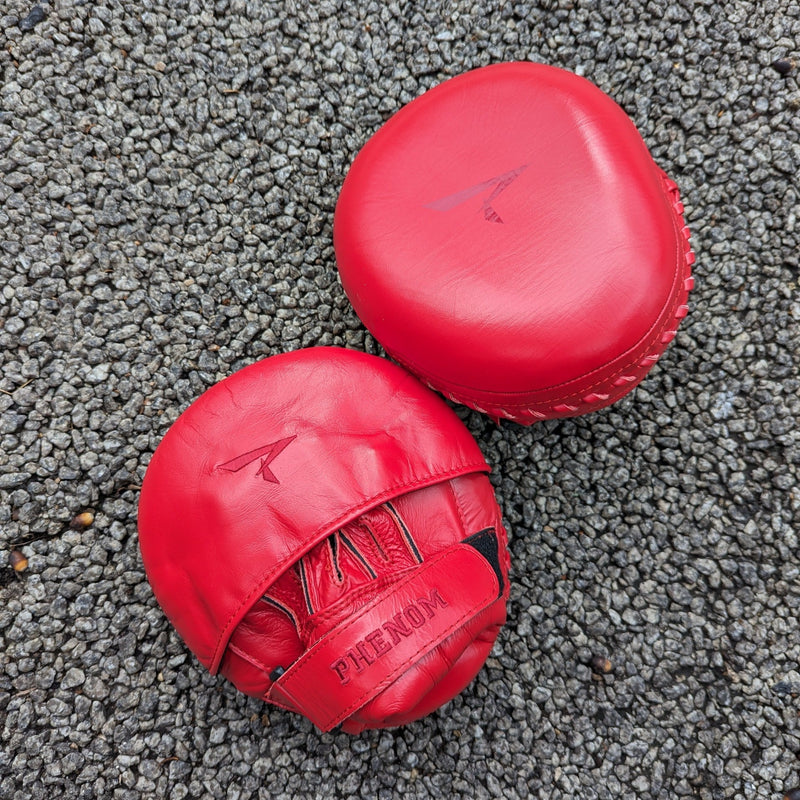 PHENOM BOXING FOCUS MITTS AP-10 AIR PADS RED