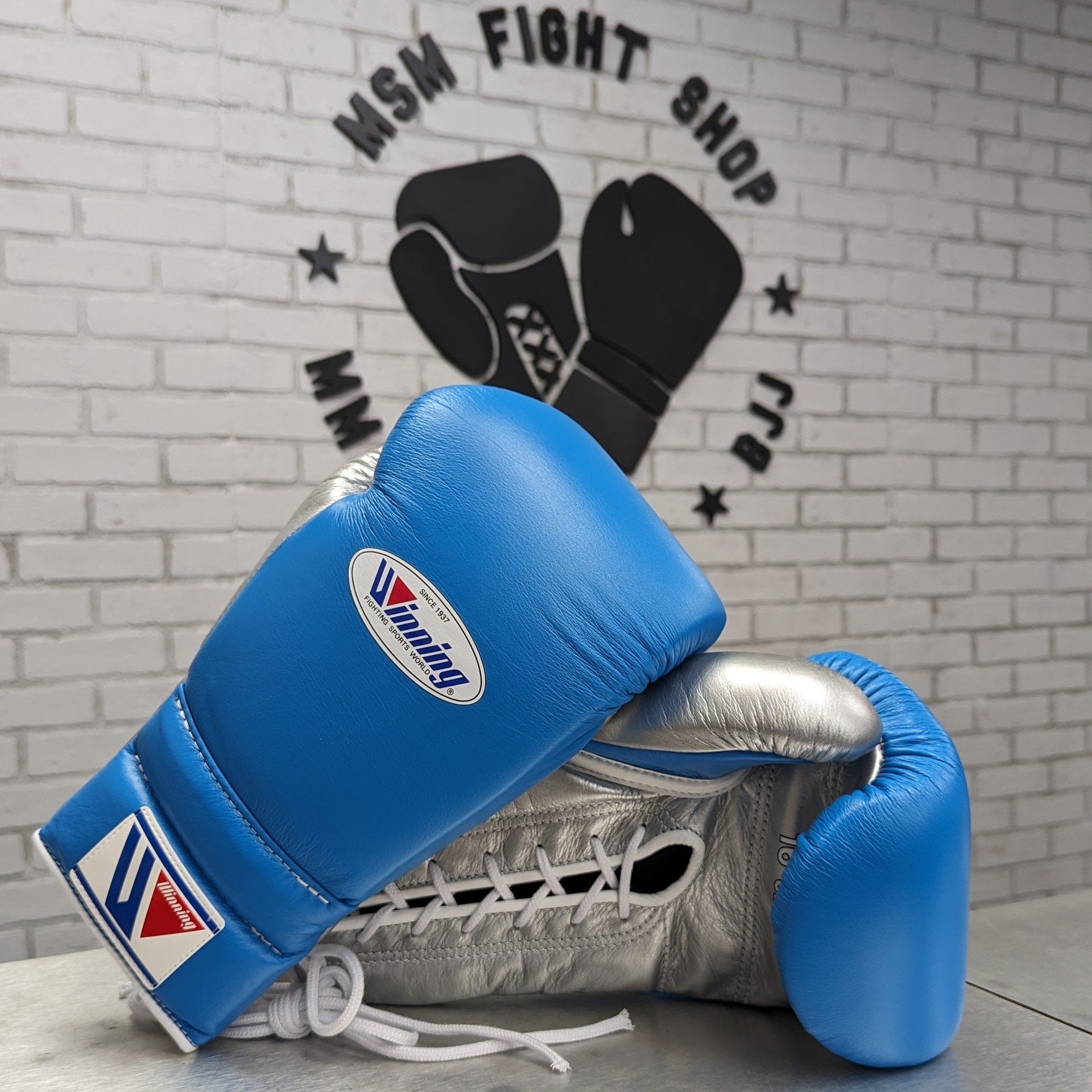 WINNING GLOVES CUSTOM LACE SKY BLUE/SILVER – MSM FIGHT SHOP