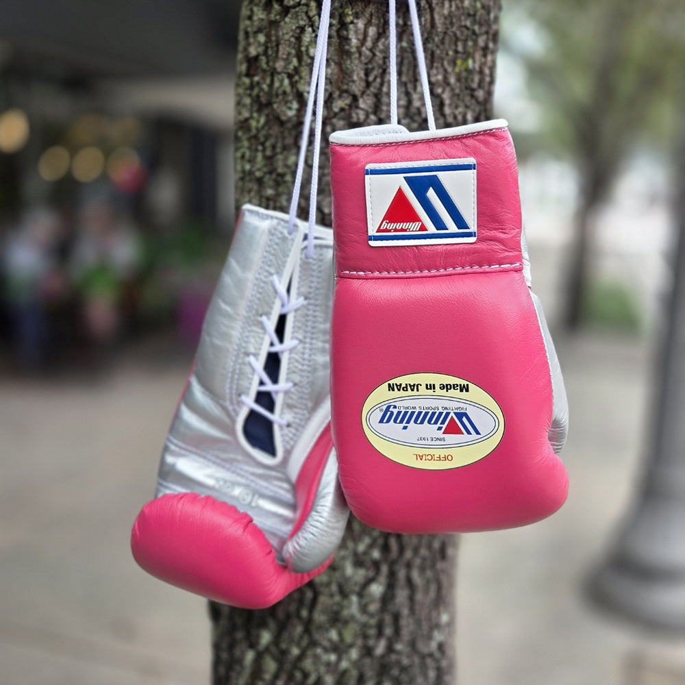 WINNING GLOVES PRO FIGHT CUSTOM LACE UP PINK/ SILVER 10OZ – MSM