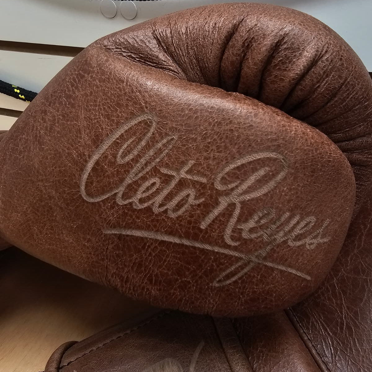 CLETO REYES GLOVES HOOK & LOOP 80TH ANNIVERSARY EDITION VINTAGE BROWN
