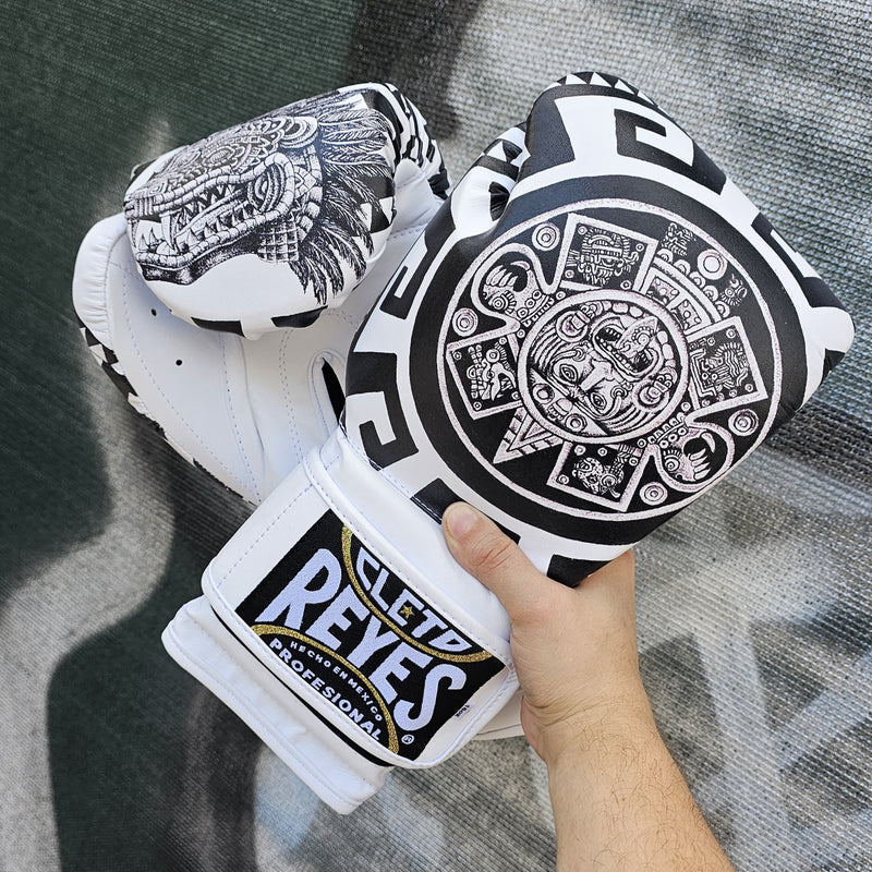 CLETO REYES GLOVES AZTEC CALENDER WHITE/BLACK