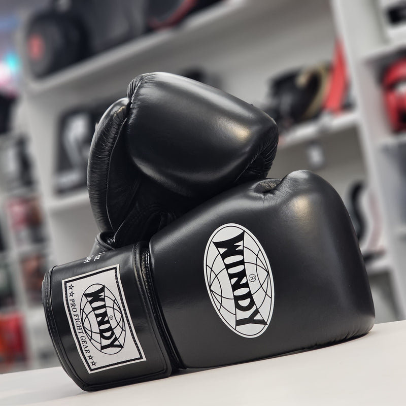 WINDY BOXING GLOVES BGVH LEATHER HOOK & LOOP BLACK