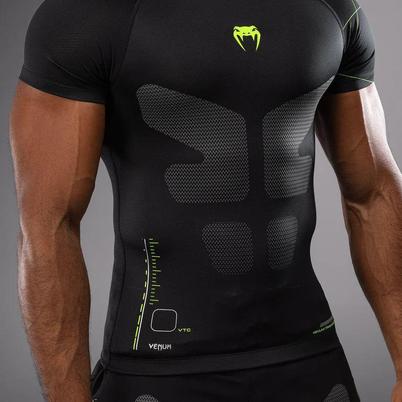 VENUM RASHGUARD S/S TRAINING CAMP 4.0 BLACK / NEON