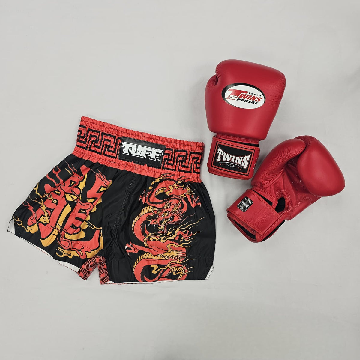 TUFF MUAY THAI SHORTS RED DRAGON IN BLACK RED/DRAGON