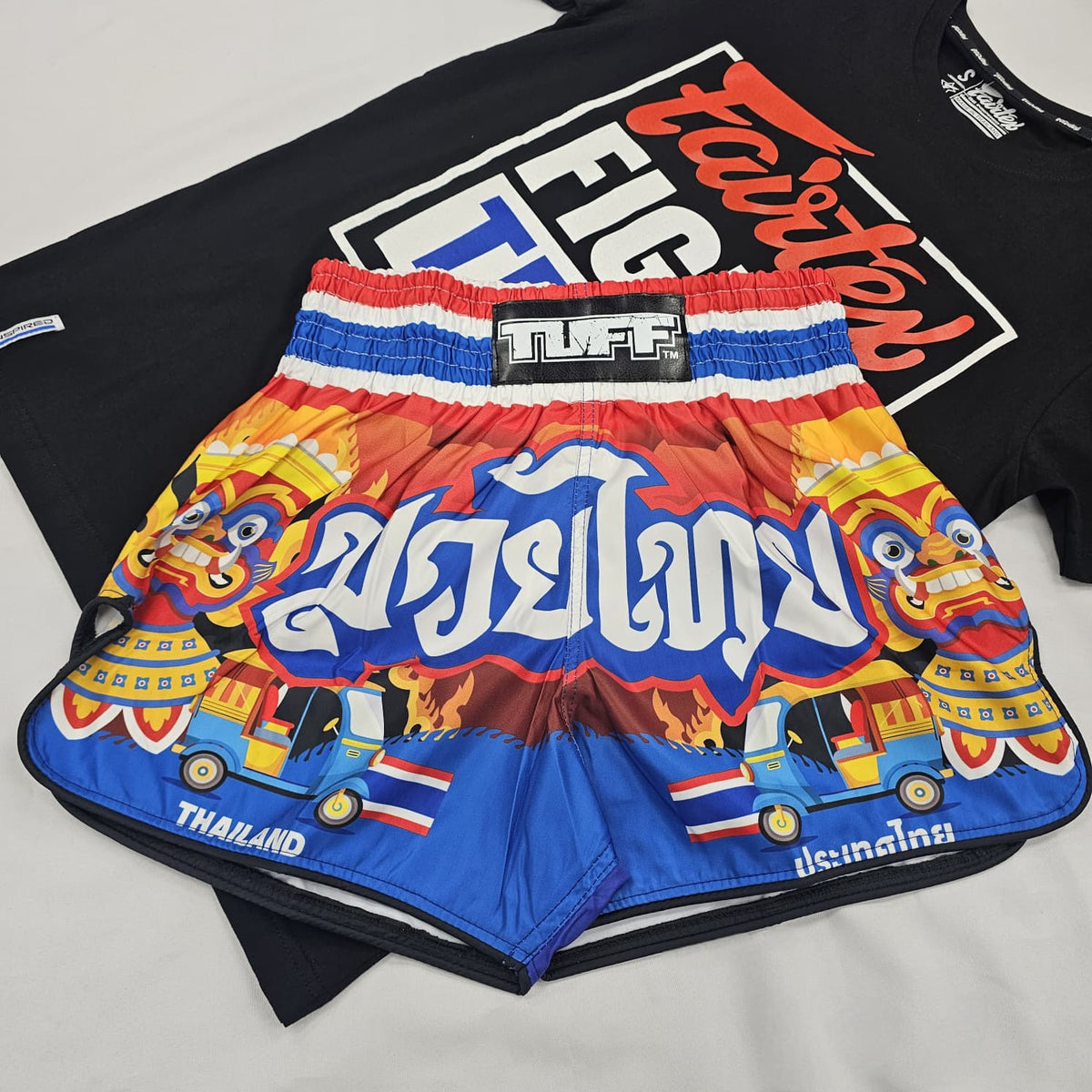 TUFF MUAY THAI SHORTS HIGH CUT RETRO SIAM IN MOTION RED/BLUE