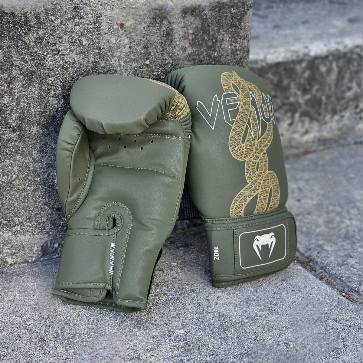 VENUM GLOVES SERPENTI HOOK AND LOOP KHAKI/BRONZE