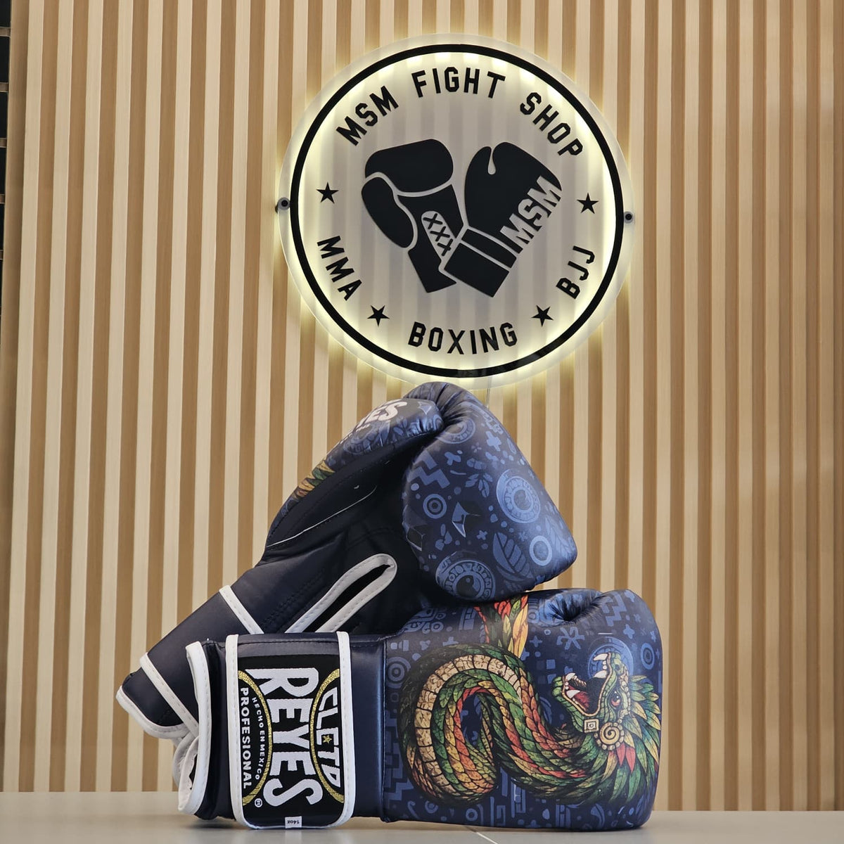 CLETO REYES GLOVES KUKULCAN H&L BLUE LIMITED