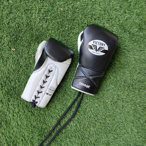 VICTORY GLOVES SAVAGE LEATHER LACE BLACK/WHITE/SILVER