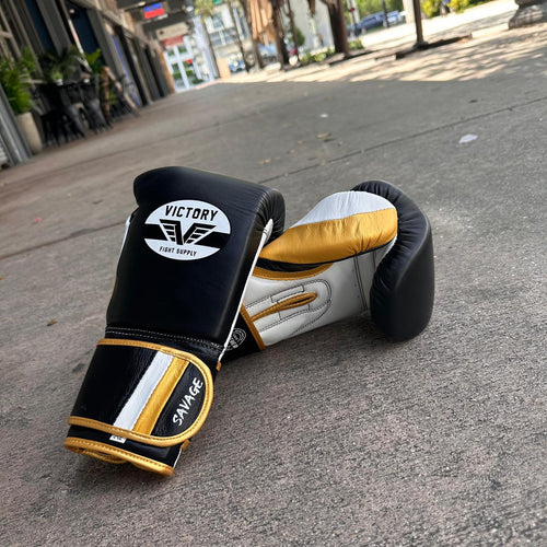 VICTORY GLOVES SAVAGE V2 LEATHER HOOK AND LOOP BLACK/WHITE/GOLD