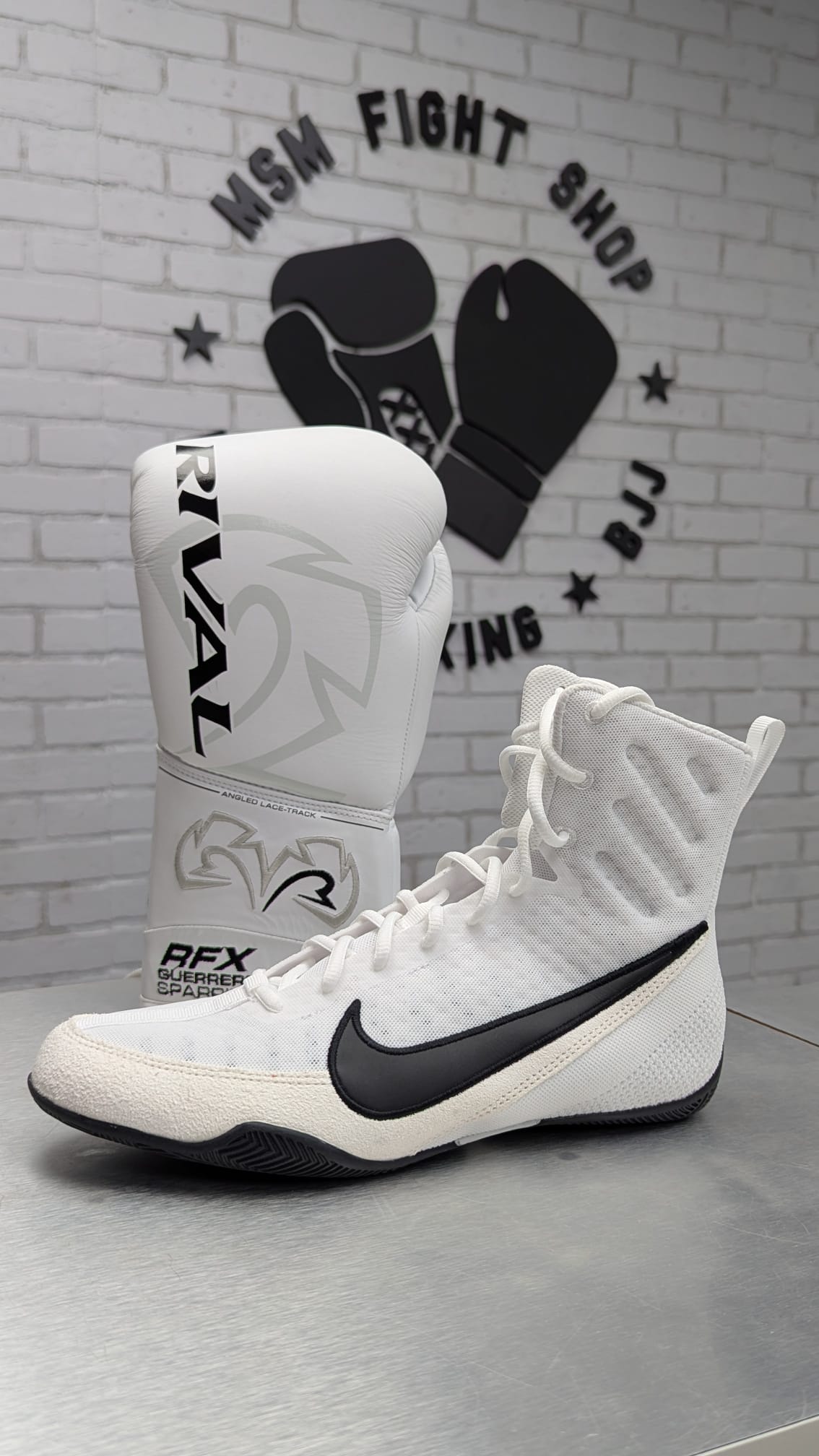 Nikeマチョマイ3ボクシングシューズ ブラック/ホワイト