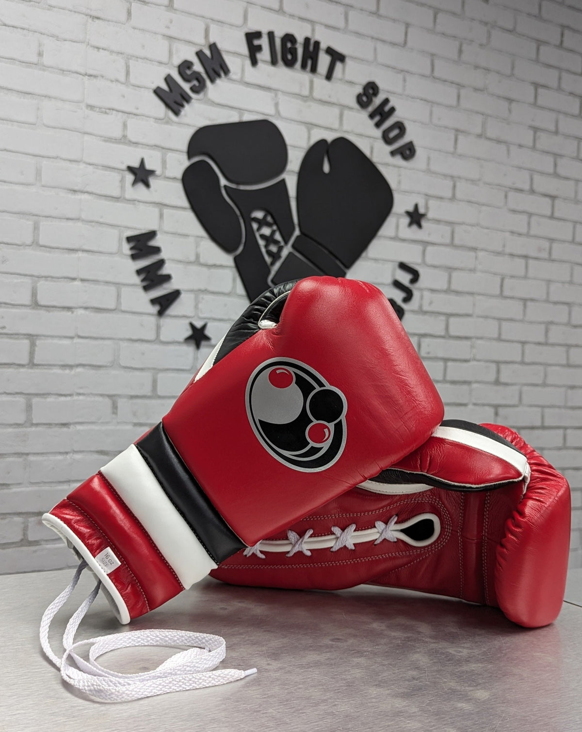 GRANT WORLDWIDE GLOVES TRAINING LACE RED/BLACK 16OZ – MSM FIGHT SHOP
