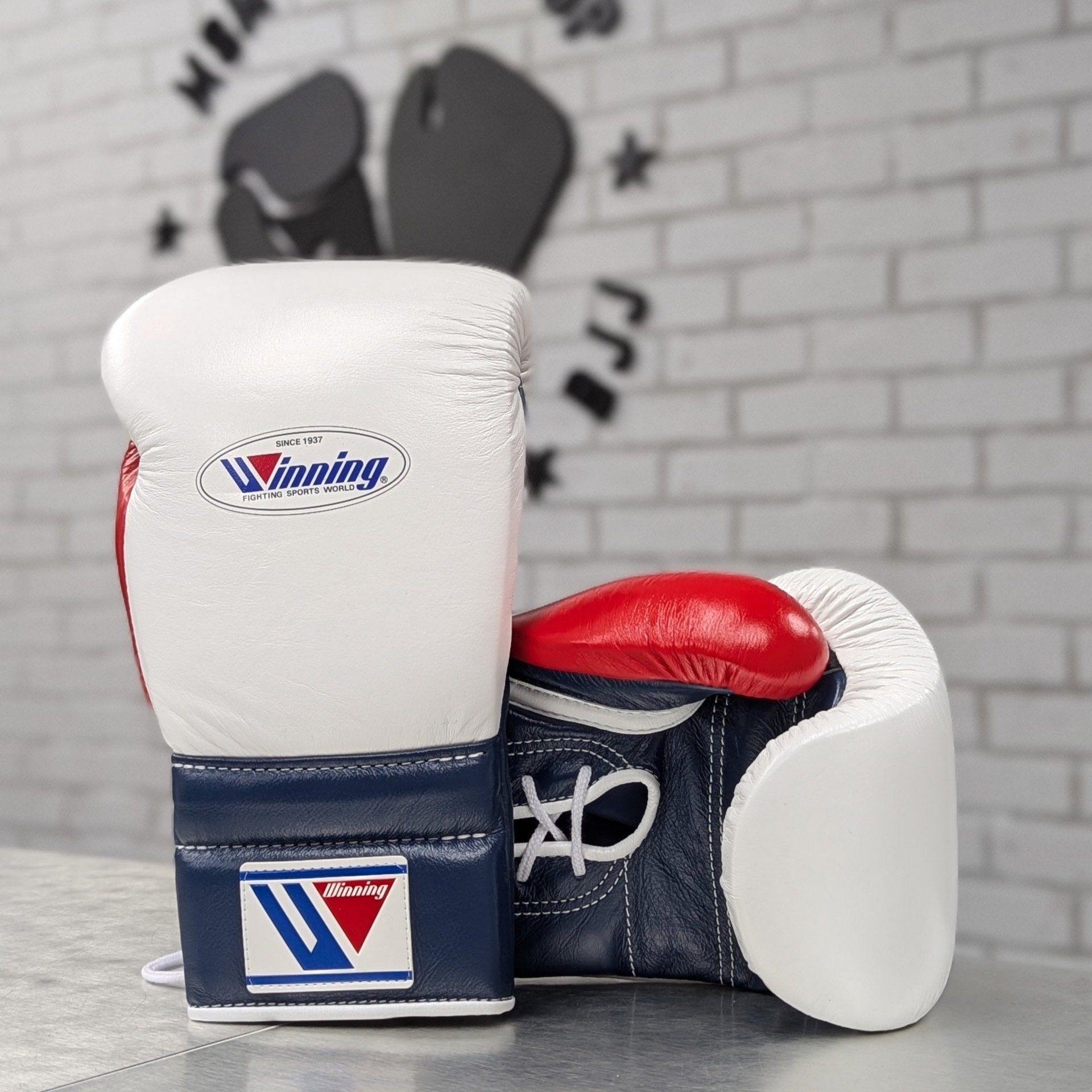 WINNING GLOVES CUSTOM LACE 16OZ WHITE/NAVY/RED – MSM FIGHT SHOP
