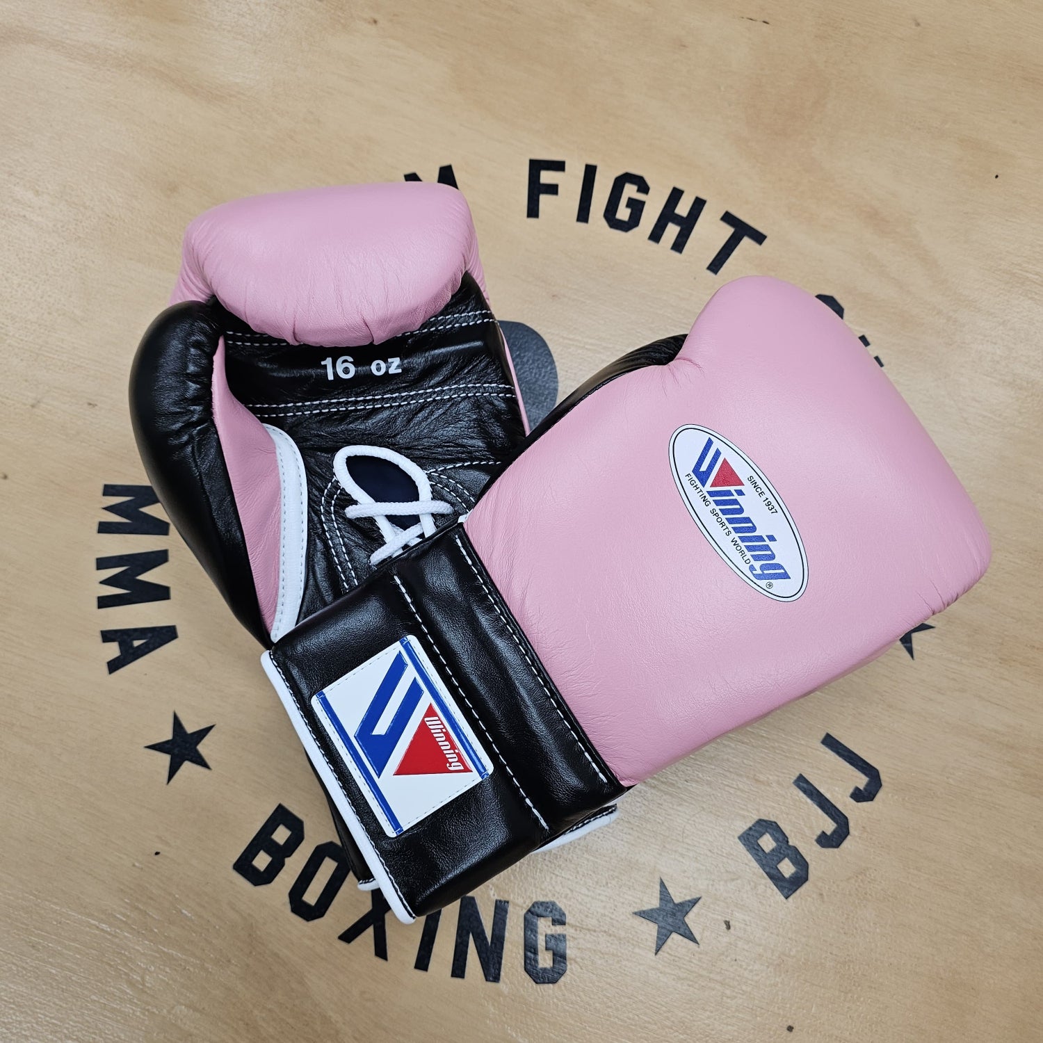 WINNING GLOVES CUSTOM LACE LIGHT PINK/BLACK – MSM FIGHT SHOP