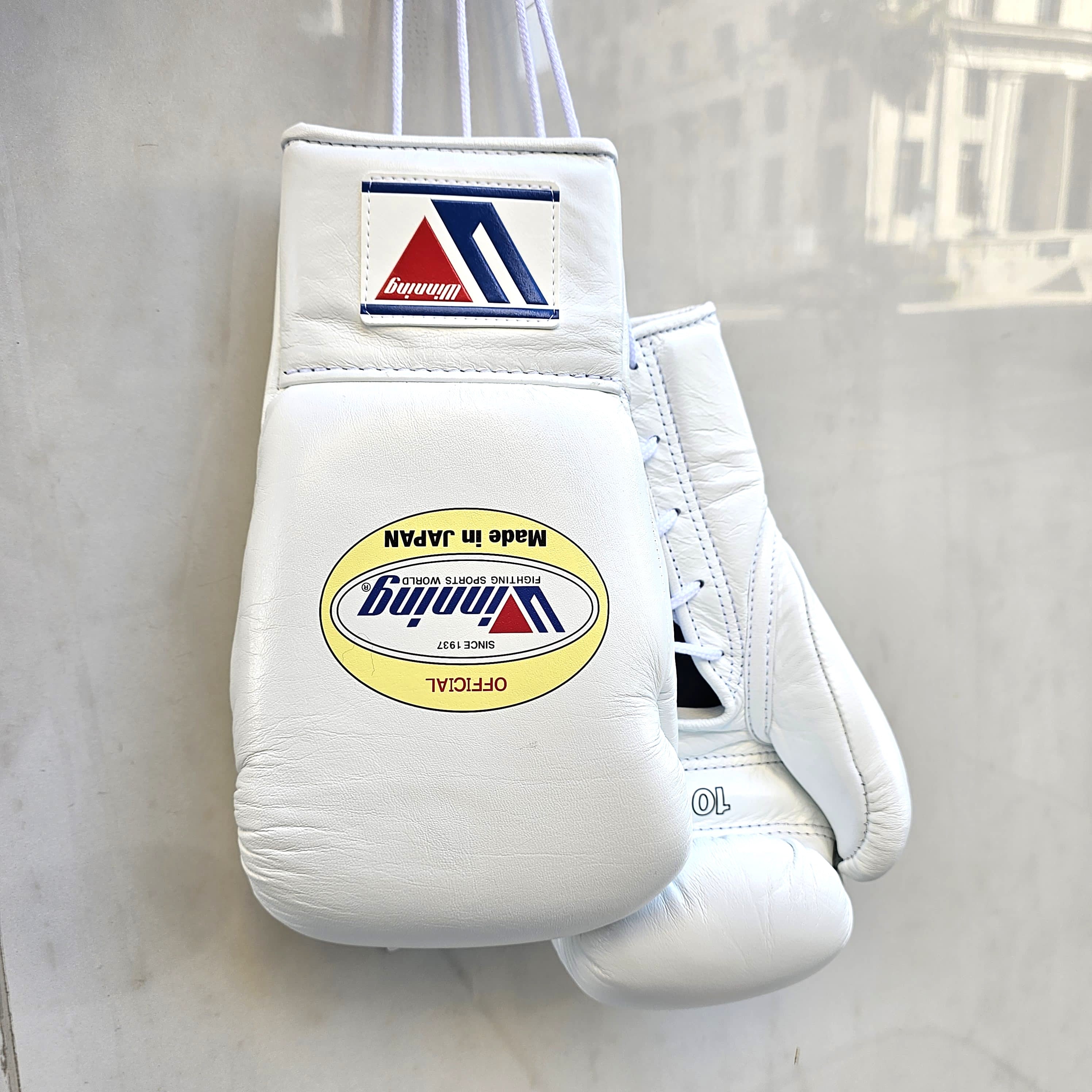 WINNING GLOVES PRO FIGHT LACE UP WHITE – MSM FIGHT SHOP