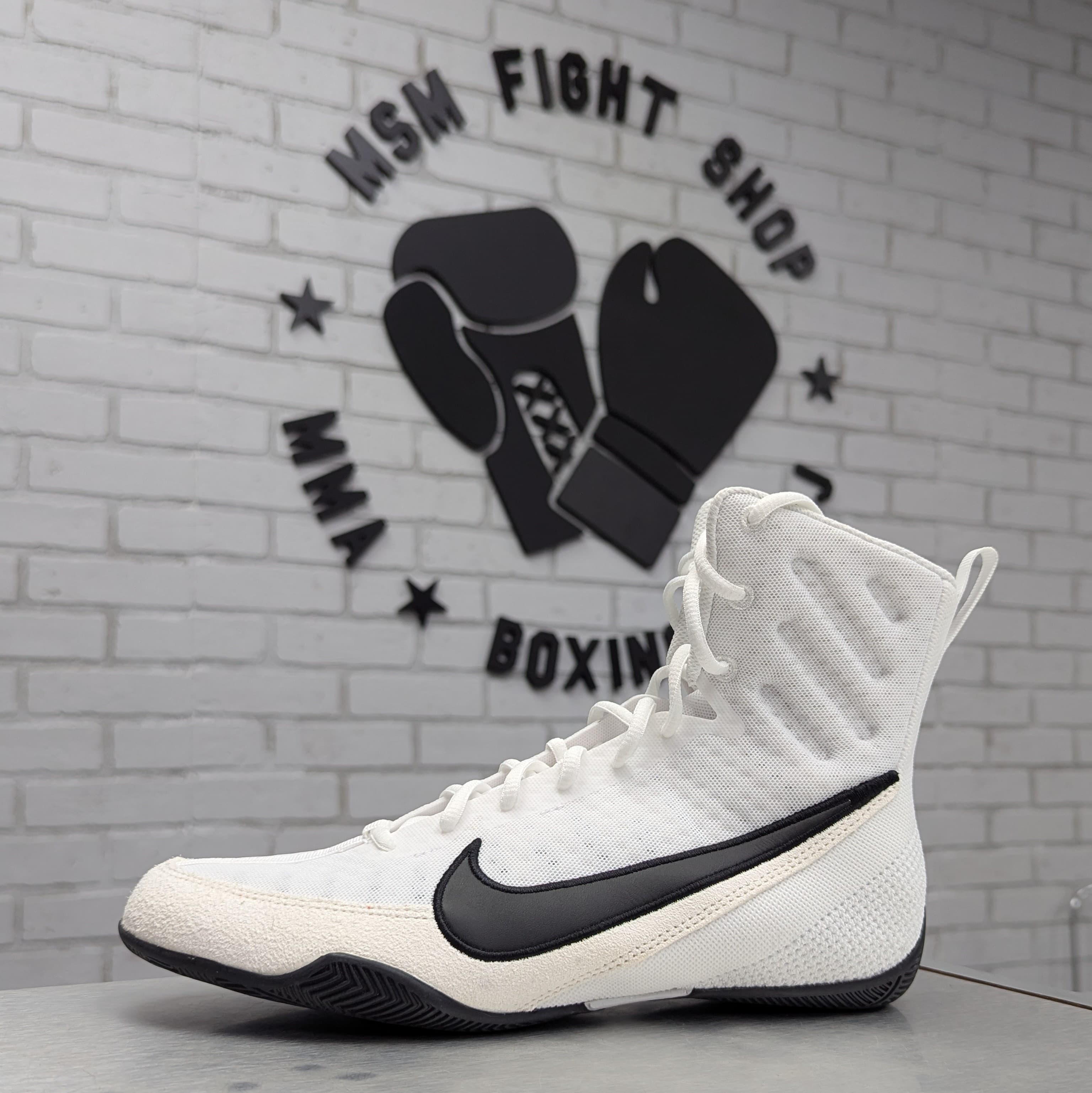 Nike Machomai 3 ボクシングシューズ 黒/白 ハイカット NIKE SHOES BOXING MACHOMAI 3 WHITE/BLACK – MSM FIGHT SHOP