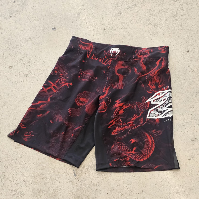 VENUM FIGHT SHORTS MMA 20TH ANNIVERSARY BLACK/RED