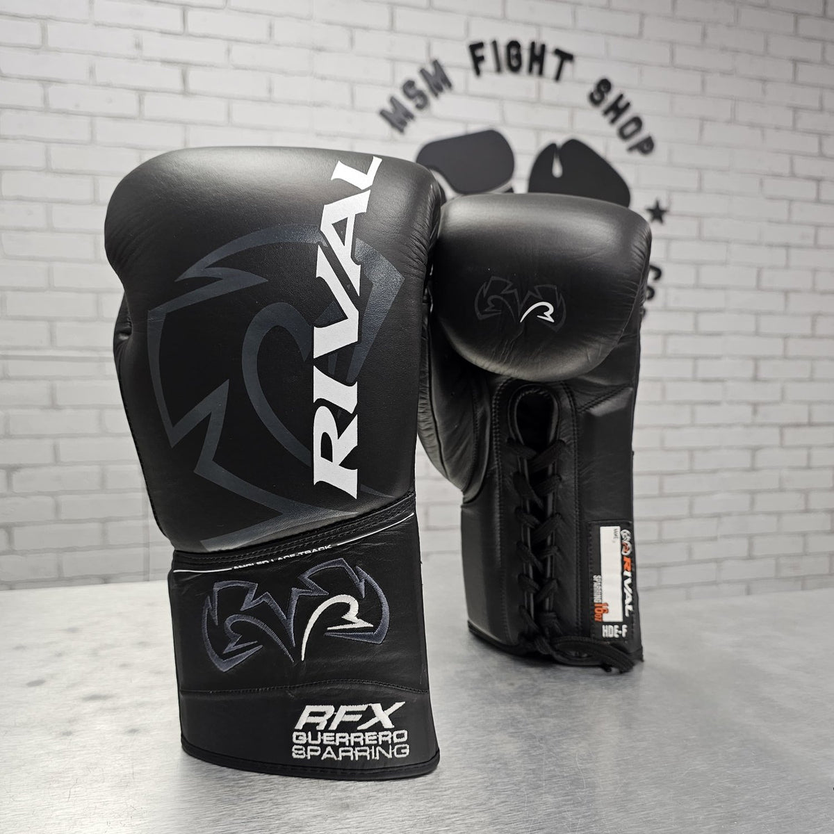 RIVAL GLOVES GUERRERO SPARRING LACE HDE-F BLACK/WHITE