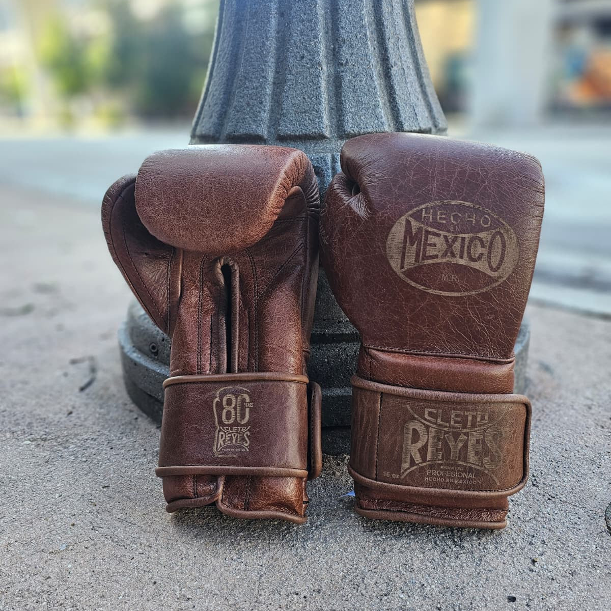 CLETO REYES GLOVES HOOK & LOOP 80TH ANNIVERSARY EDITION VINTAGE BROWN
