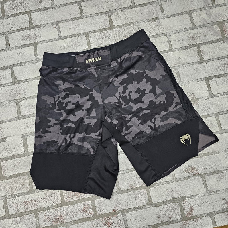 VENUM FIGHT SHORTS G FIT AIR MENS - URBAN CAMO
