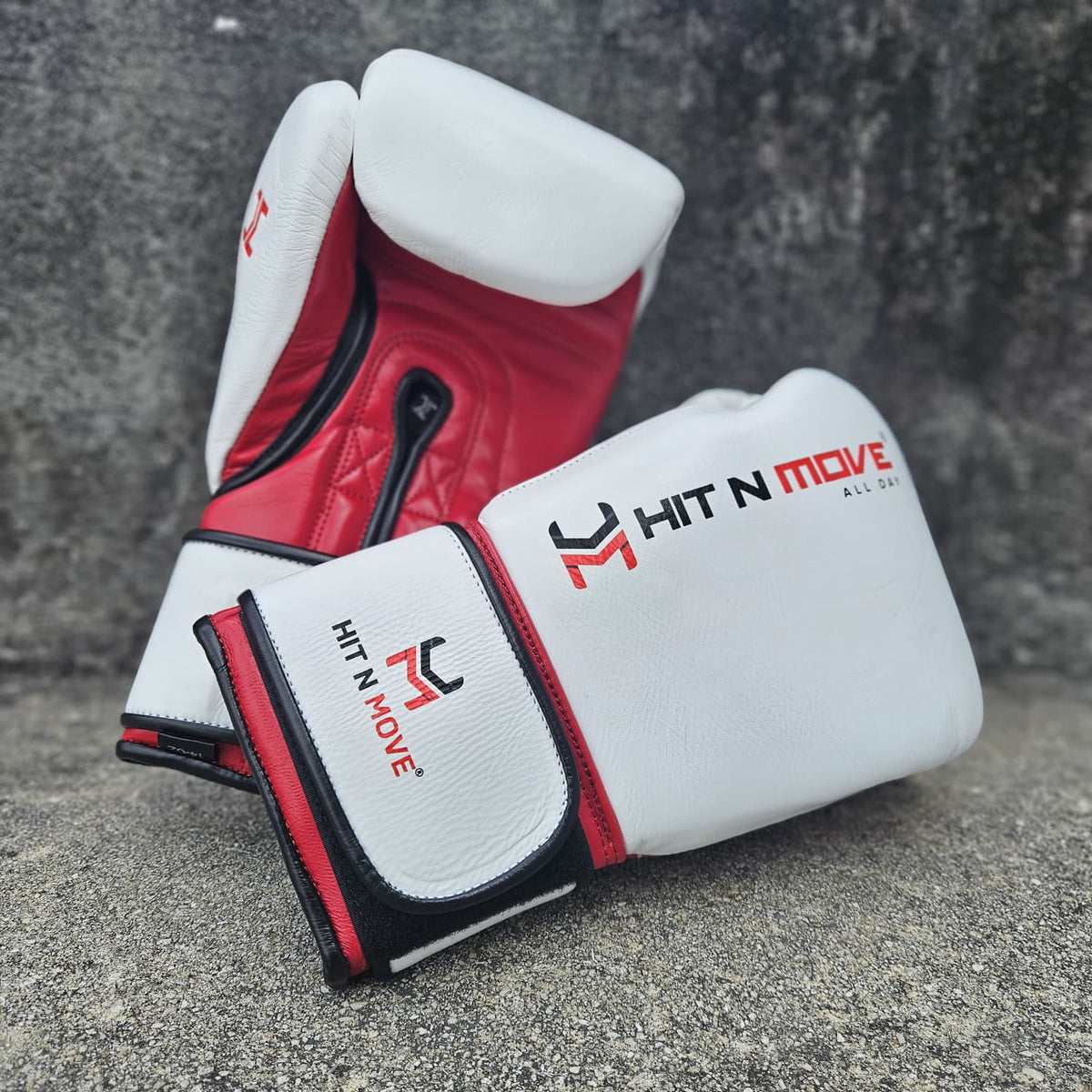 HIT N MOVE GLOVES PRO AGILITY HOOK & LOOP WHITE / RED