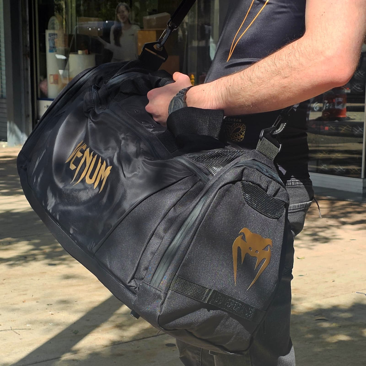 VENUM BAG TRAINER LITE EVO DUFFLE BLACK/GOLD