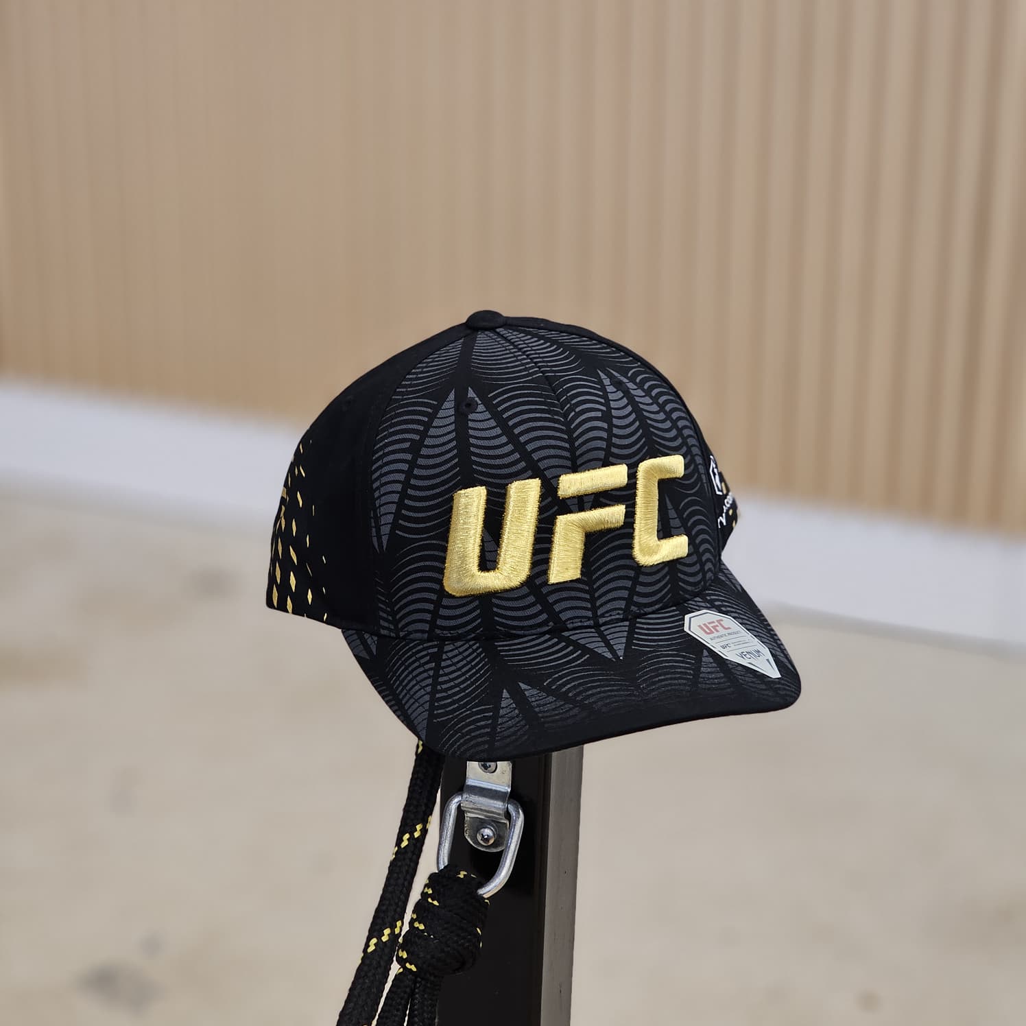 VENUM HAT UFC ZENITH SNAP BACK BLACK/GOLD – MSM FIGHT SHOP