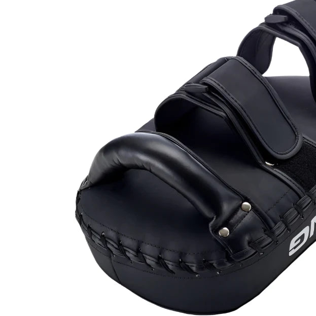 STING THAI PADS PYTHON KICK PAD BLACK/WHITE