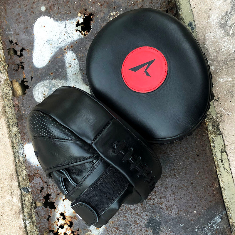 PHENOM BOXING FOCUS MITTS FP5 AIR PADS LEATHER BLACK