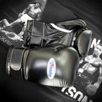 VICTORY GLOVES IMPACT SERIES SYNTEC STEALTH BLACK/RED