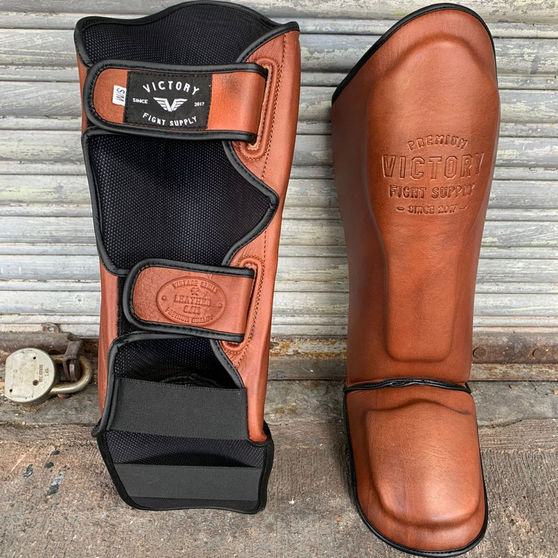 VICTORY SHINGUARDS VINTAGE SERIES LEATHER WHISKEY BROWN / BLACK