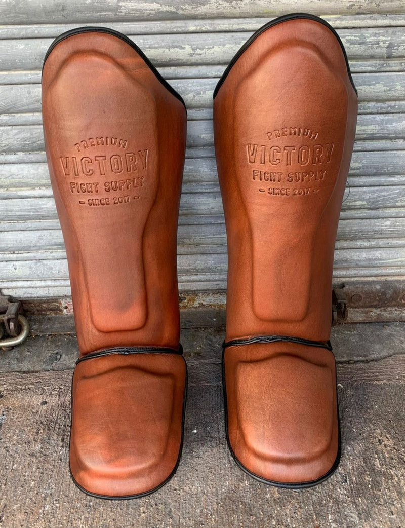 VICTORY SHINGUARDS VINTAGE SERIES LEATHER WHISKEY BROWN / BLACK