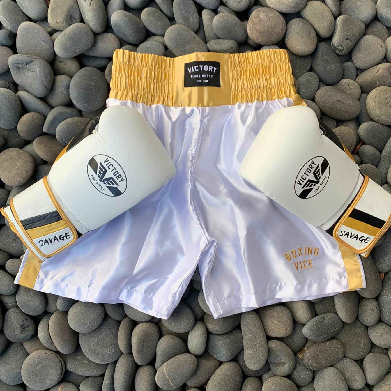 VICTORY BOXING SHORTS VICE SERIES WHITE/GOLD – MSM FIGHT SHOP